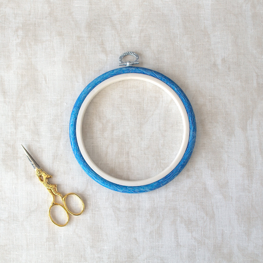 Nurge Blue Hoop-Frame: Your Elegant, All-in-One Solution for Embroidery and Display