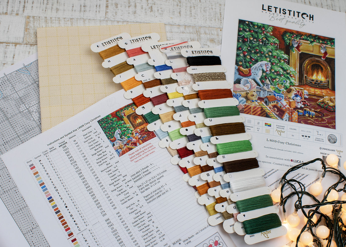 L8009 Acogedora Navidad - LETISTITCH - Kit de Punto de Cruz