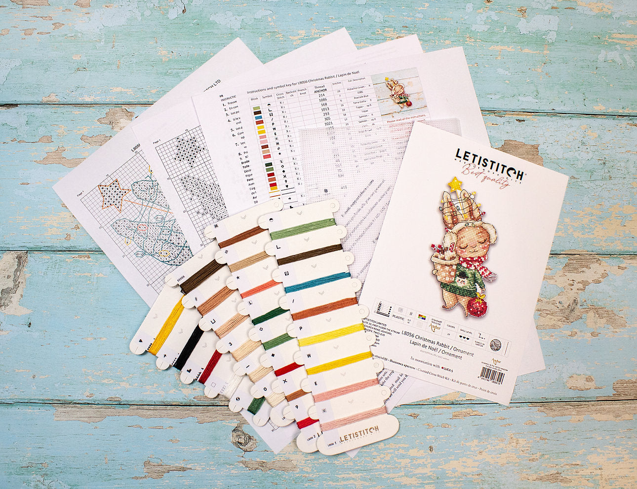 L8056 Christmas Rabbit / Ornament