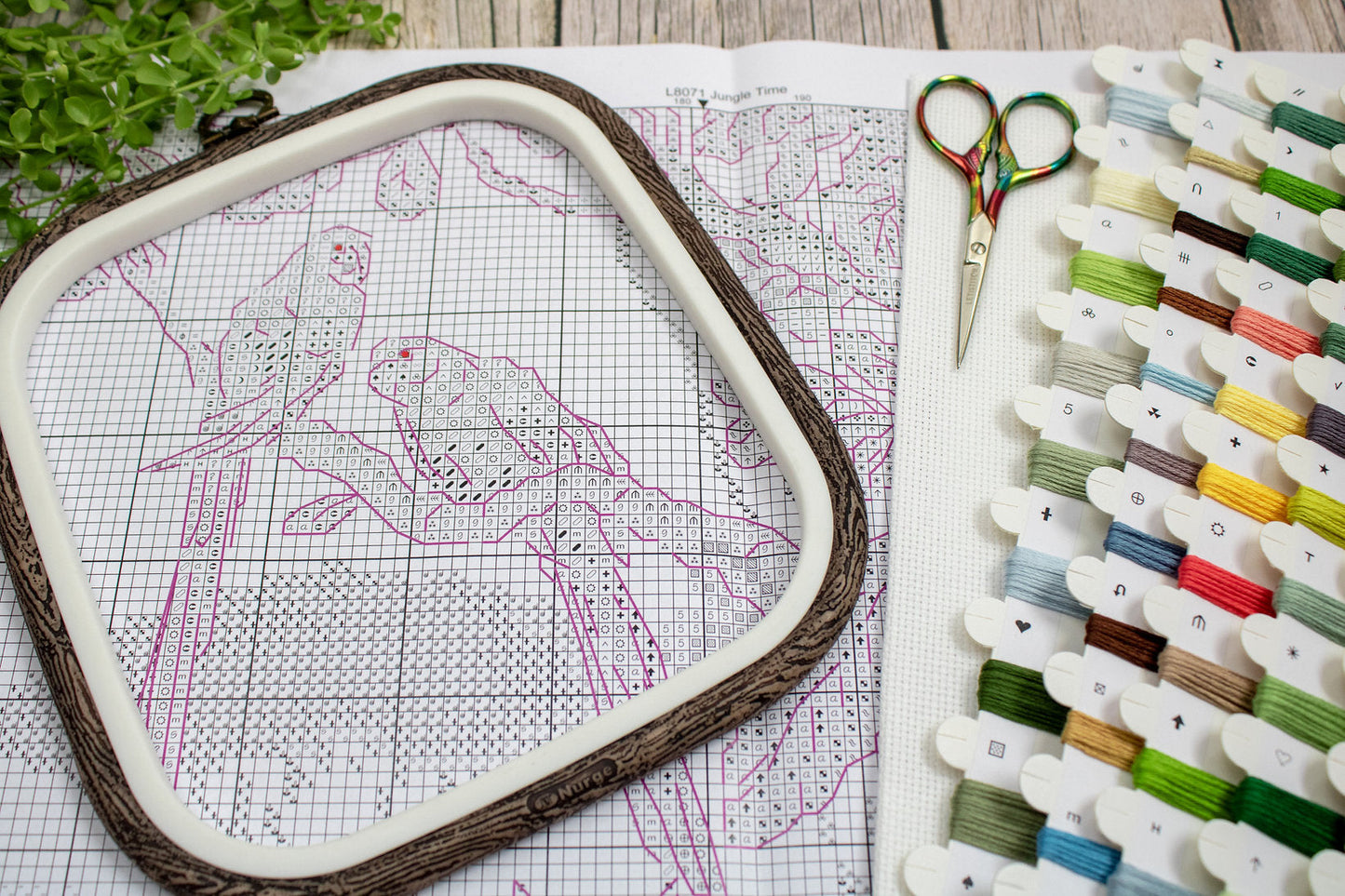 Kit de Punto de Cruz "Tiempo en la Jungla" - LETISTITCH L8071