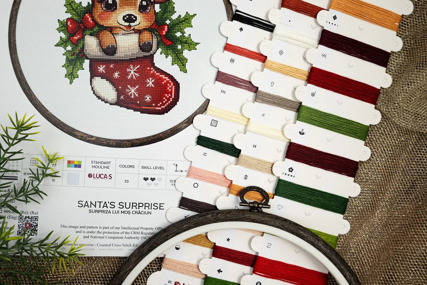 Kit de Punto de Cruz con Bastidor Incluido Luca-S - Santa's Surprise, BC236