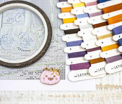 L9950 Pumpkin Lane - LetiStitch | Kit de punto de cruz otoñal