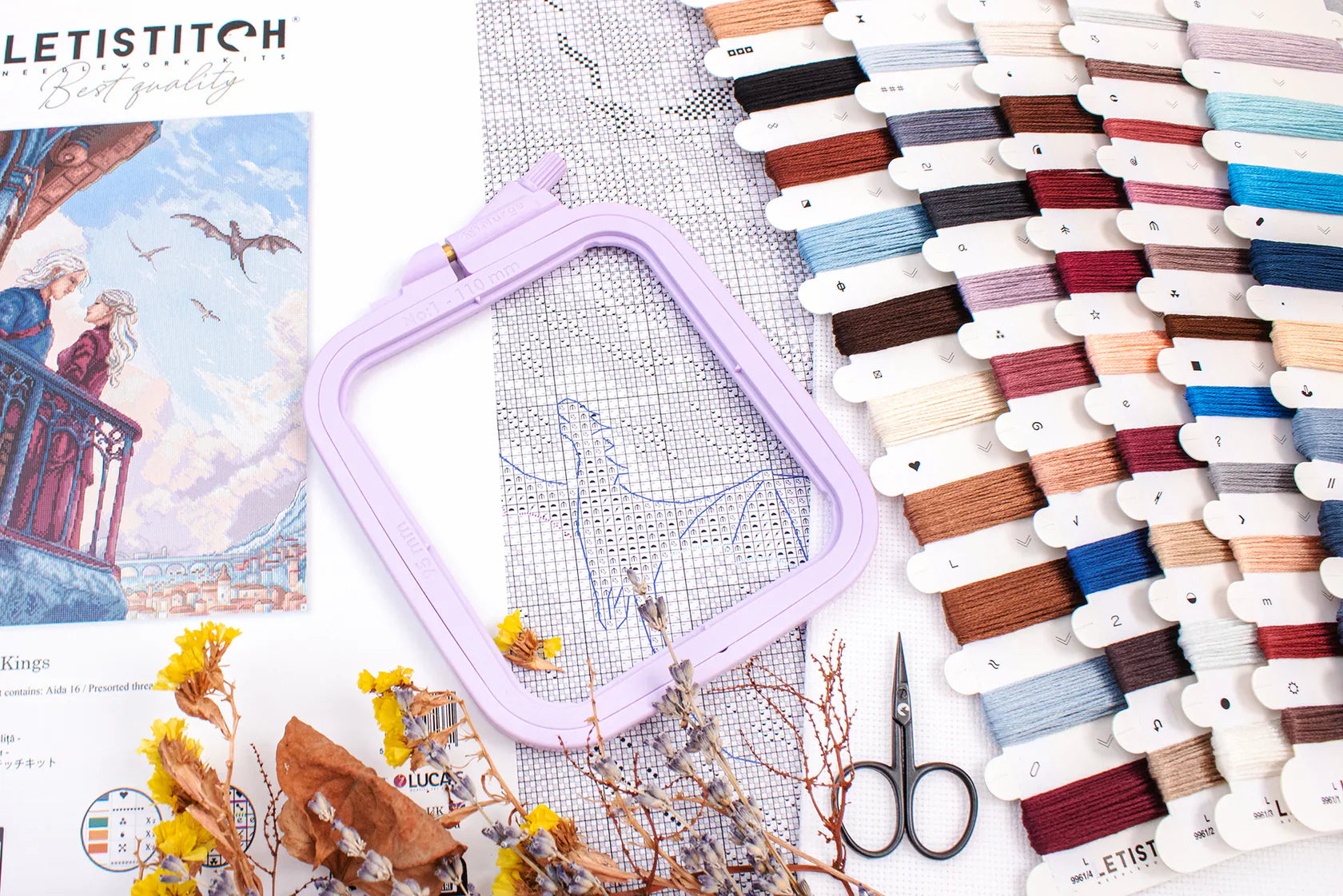 Kit de punto de cruz LetiStitch Hearts Over Kings, set de bordado de fantasía