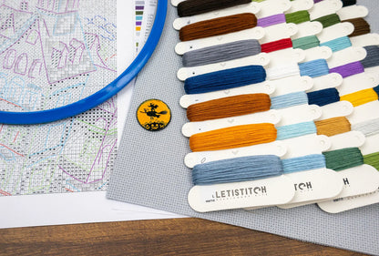Kit de bordado LetiStitch Haunted Happenings, hilos organizados por colores incluidos