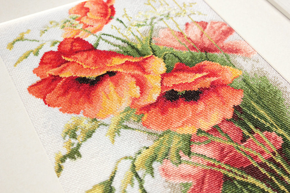 B213 Amapolas - Kit de Punto de Cruz Luca-S