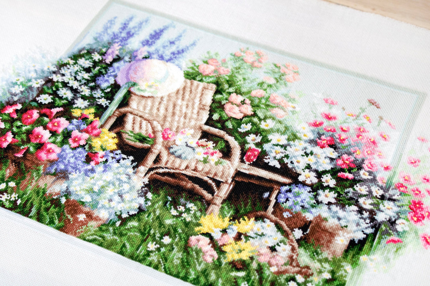 B2344 Jardin Floreciente - Luca-S - Kit de Punto de Cruz