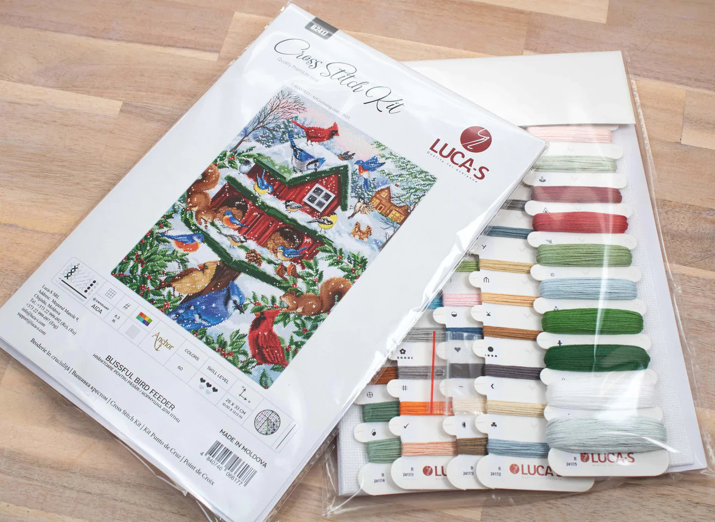 Kit de Punto de Cruz - Blissful Bird Feeder - B2417 Luca-S