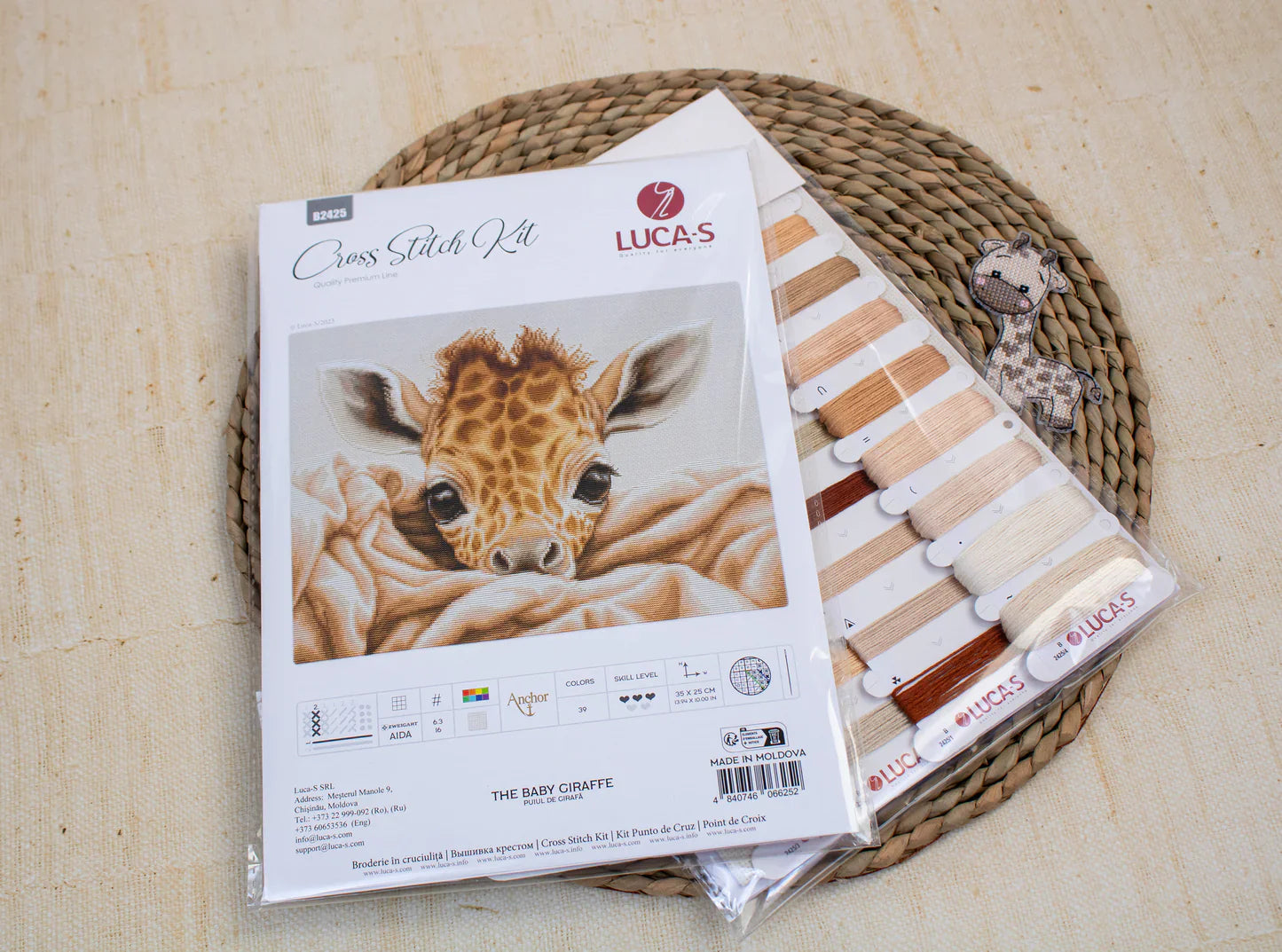 Kit de Punto de Cruz - The Baby Giraffe - B2425 Luca-S