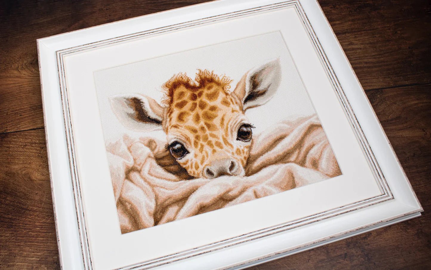 Kit de Punto de Cruz - The Baby Giraffe - B2425 Luca-S