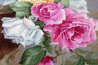 Kit de Punto de Cruz Florero con Rosas - B587 Luca-S