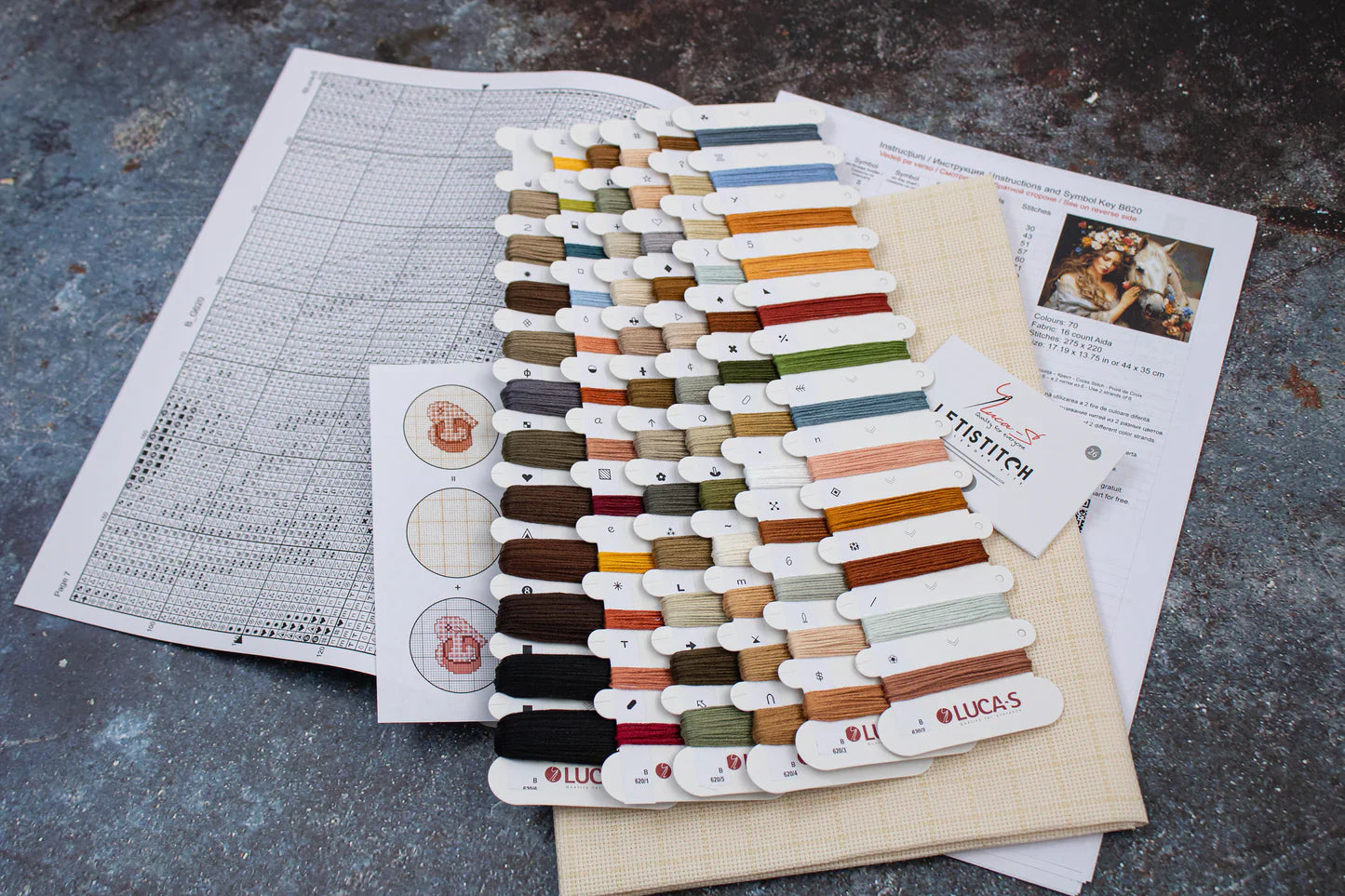 Materiales incluidos en el kit de punto de cruz Luca-S GOLD B620