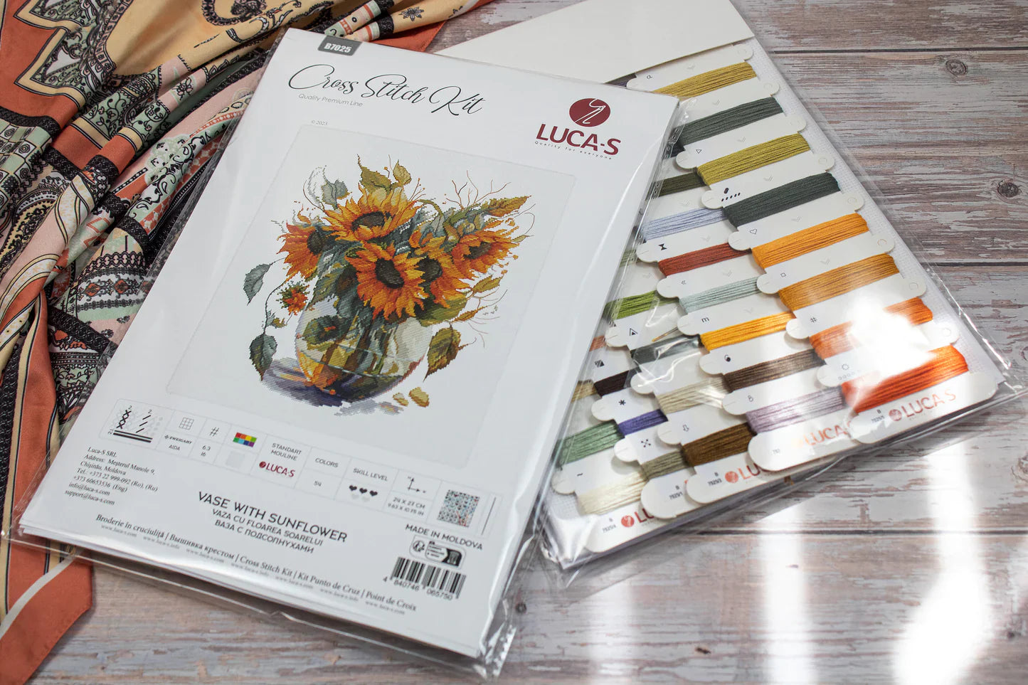 Kit de Punto de Cruz - Jarrón con Girasol - B7025 Luca-S