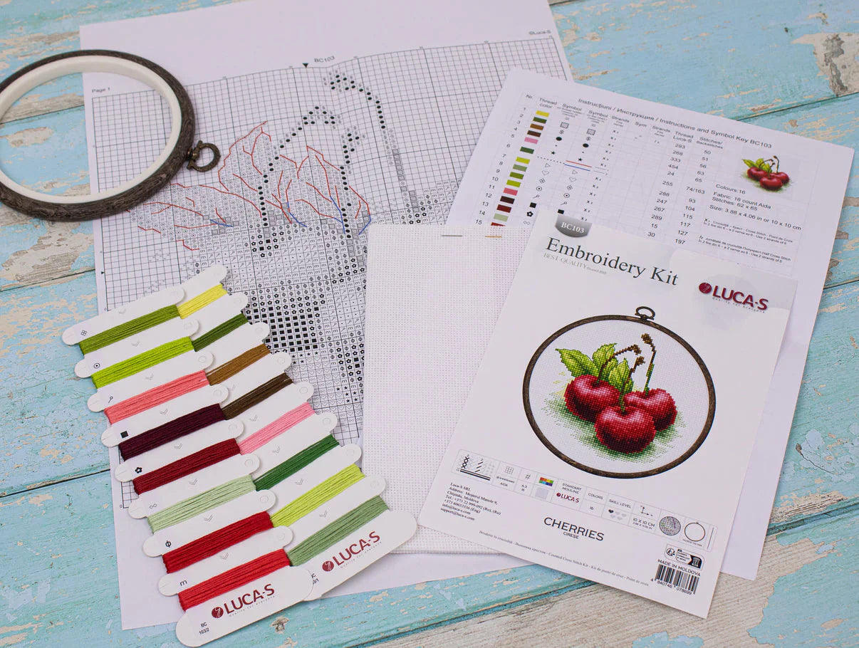 Kit de Punto de Cruz con Aro Incluido - Diseño de Cerezas Luca-S, BC103