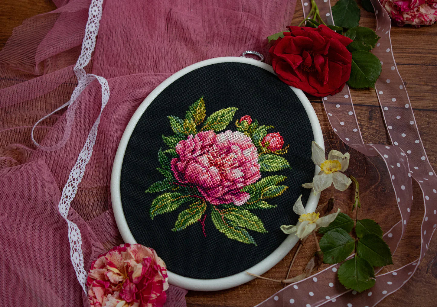 Kit de Punto de Cruz - ’’Peter Brand’’ Peony - BC204 Luca-S