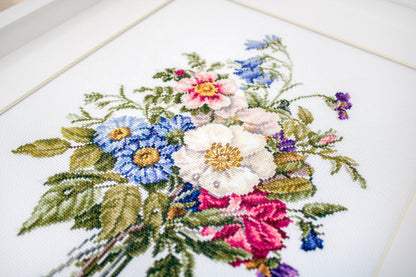 BU4004 Ramo de flores de verano - Kit de Punto de Cruz Luca-S