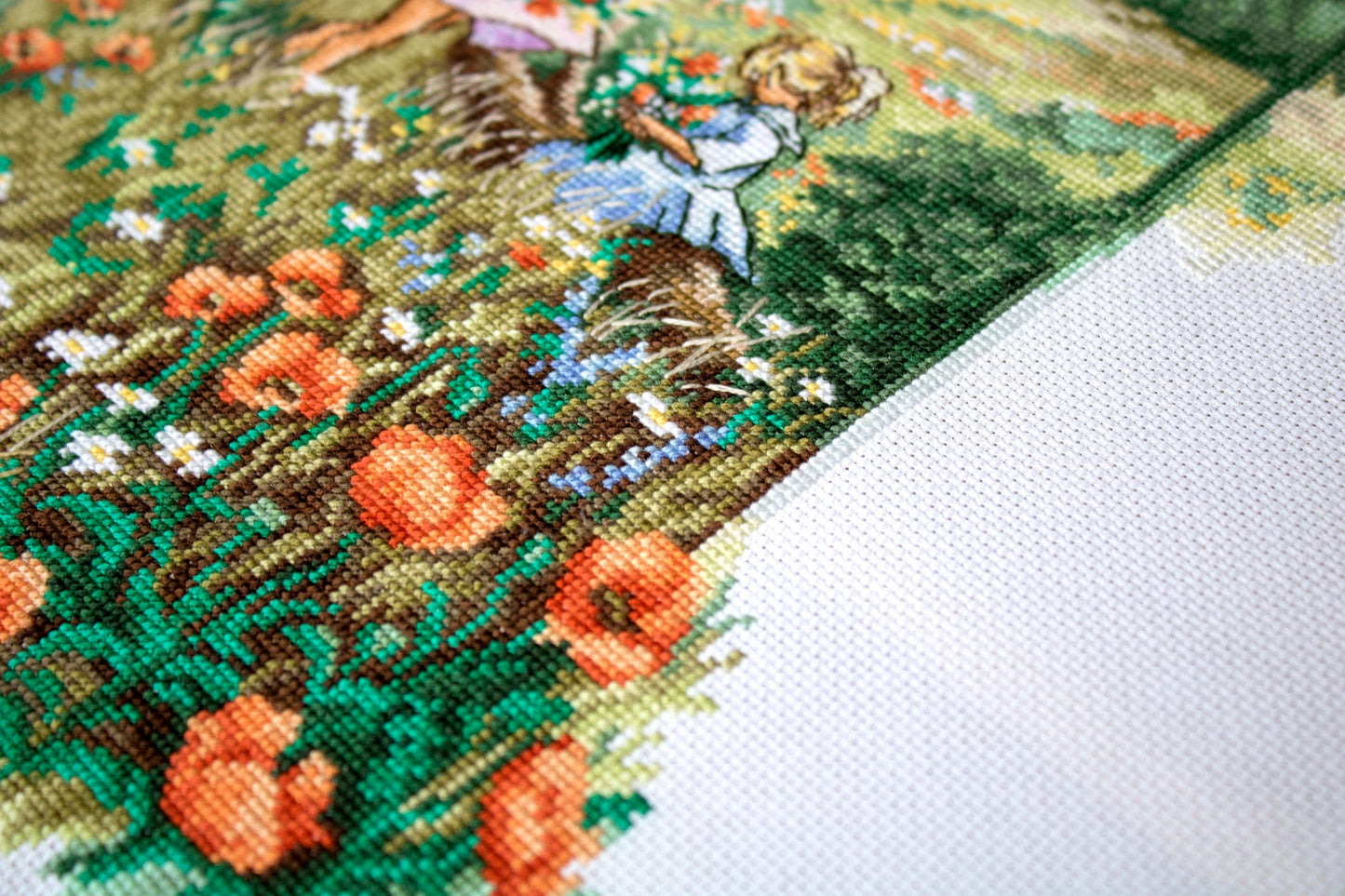 Paisaje con amapolas - BU4013 Luca-S - Kit de Punto de Cruz