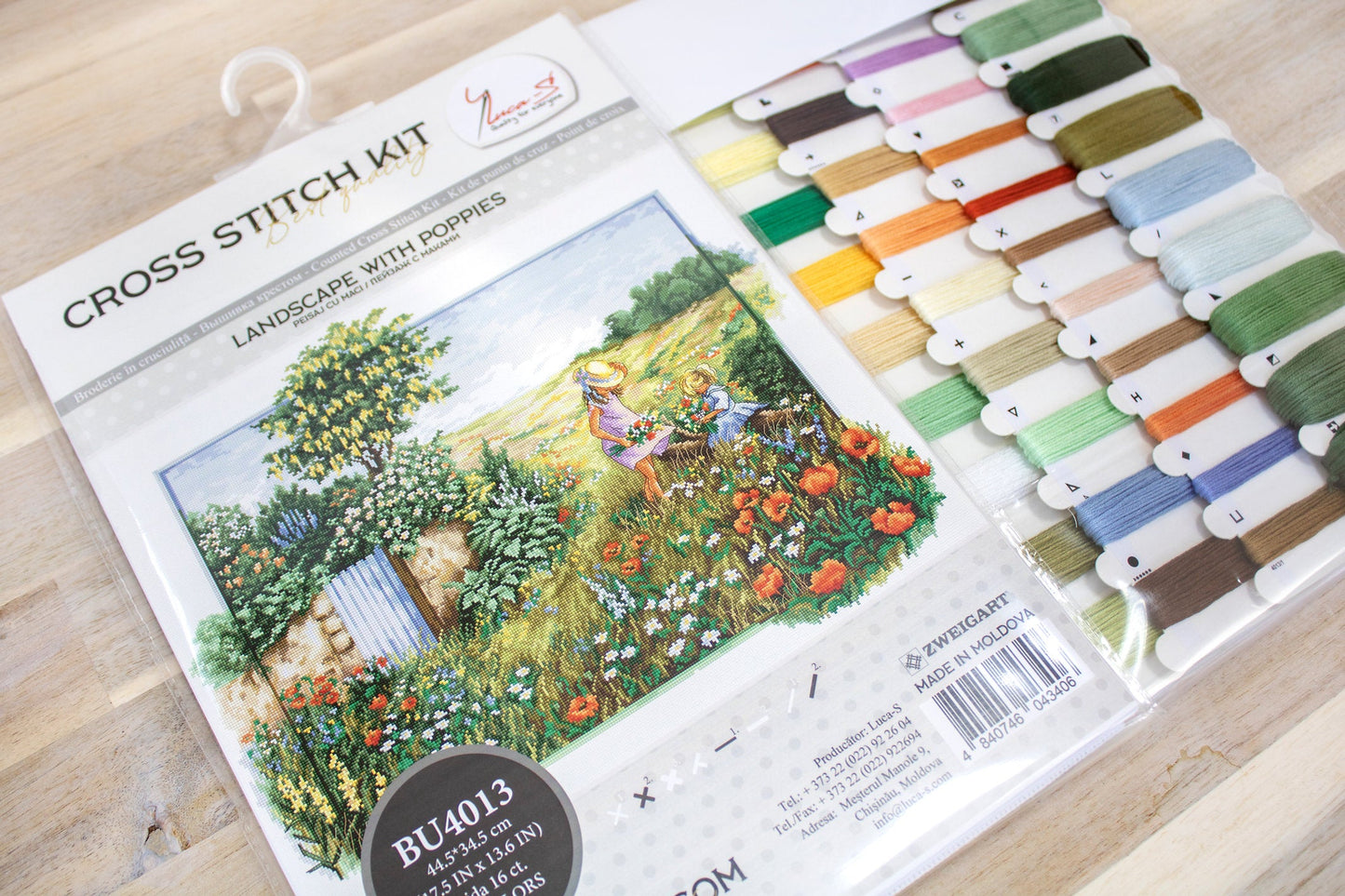 Paisaje con amapolas - BU4013 Luca-S - Kit de Punto de Cruz