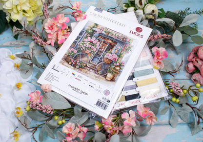 Presentación del kit de punto de cruz Luca-S Floristería Encantada BU5044 con materiales incluidos
