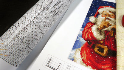 L8000 El secreto de Santa - LETISTITCH - Kit de Punto de Cruz