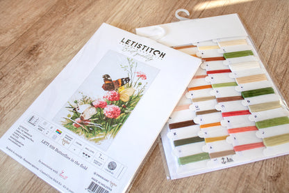 LETI 938 Butterflies in the field - Kit de Punto de Cruz LETISTITCH