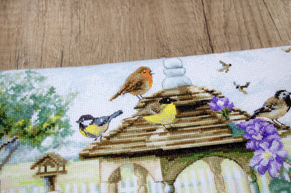 LETI 944 Bird table