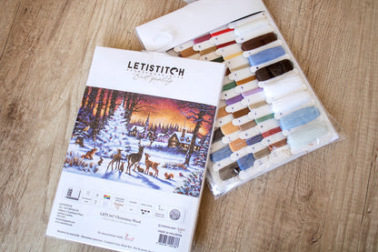 Christmas Wood - LETI 947 LETISTITCH - Kit de Punto de Cruz