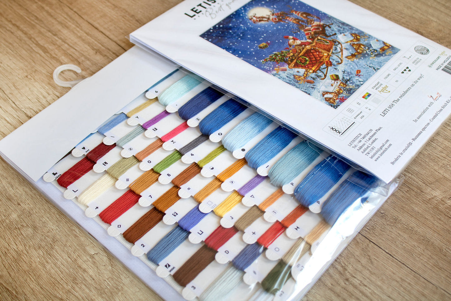 LETI 958 ¡Los renos en camino! - LETISTITCH - Kit de Punto de Cruz