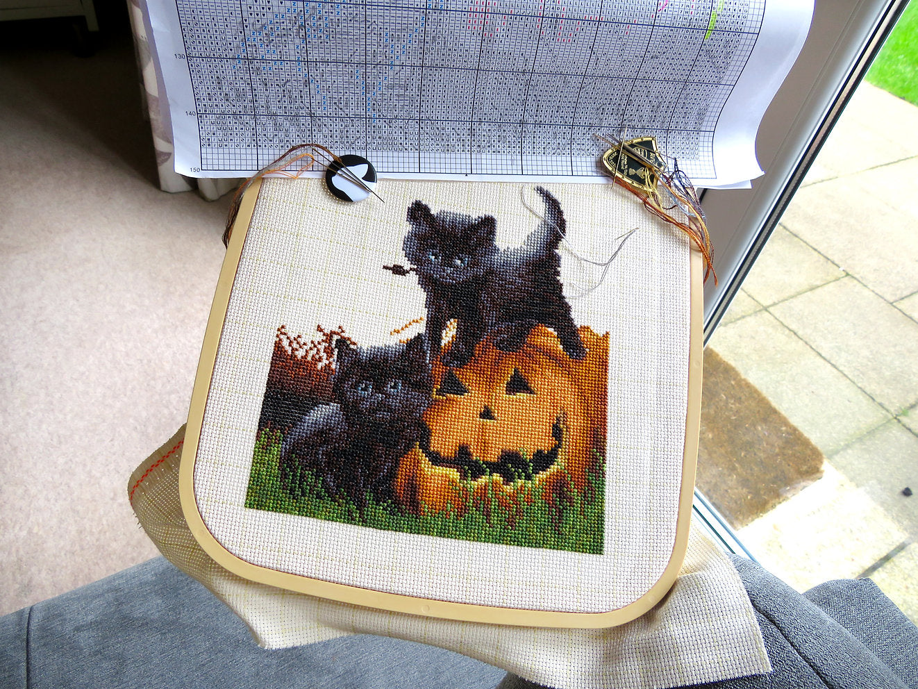 LETI 964 ¿Te asustamos? - LETISTITCH - Kit de Punto de Cruz
