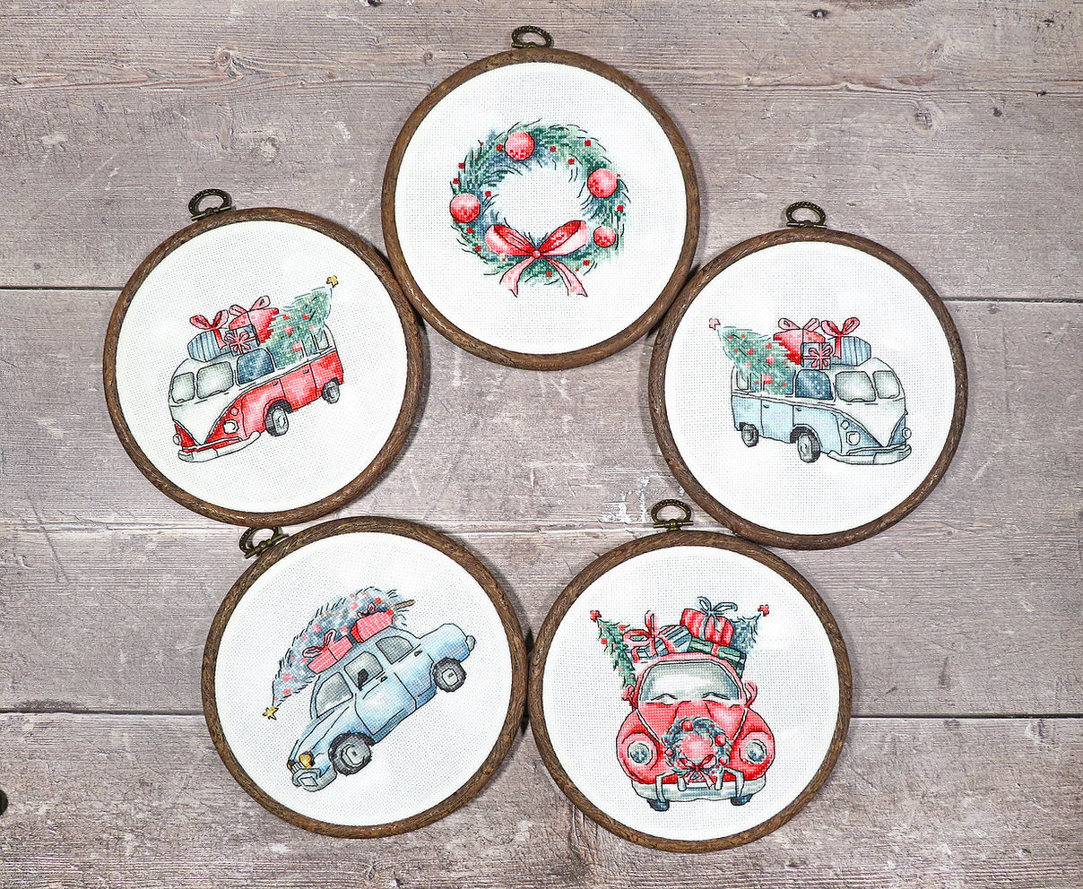 LETI 965 Coches Retro De Navidad / 5 en 1 - Kit punto de cruz LETISTITCH