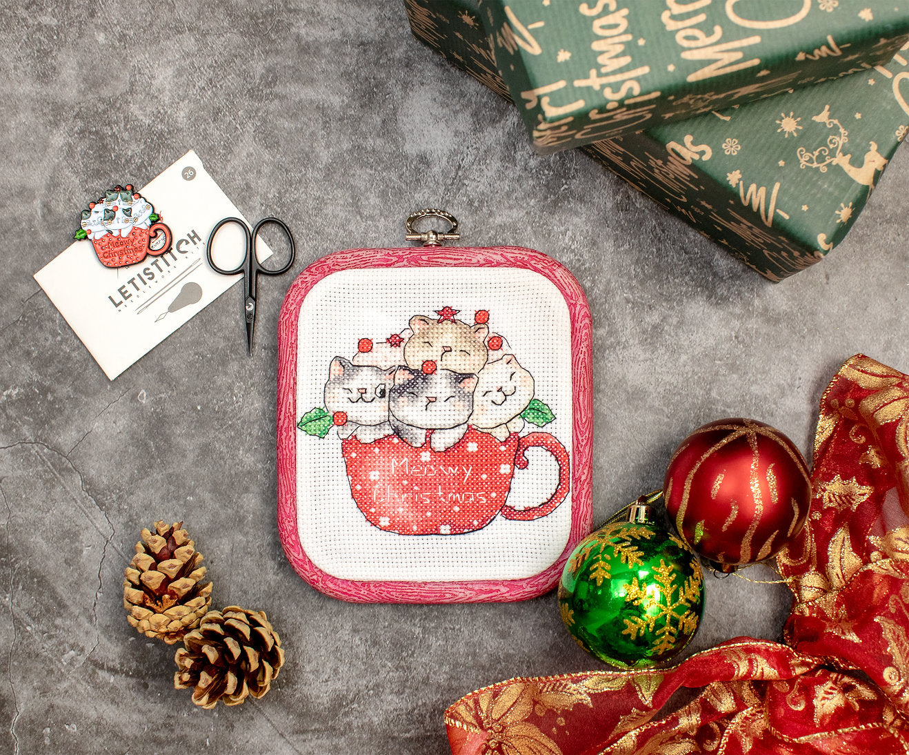 Kit de Punto de Cruz "Meowy Christmas" - Letistitch L8080