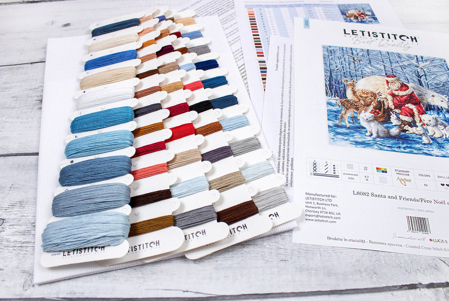 Santa and Friends - L8082 LETISTITCH - Kit de Punto de Cruz