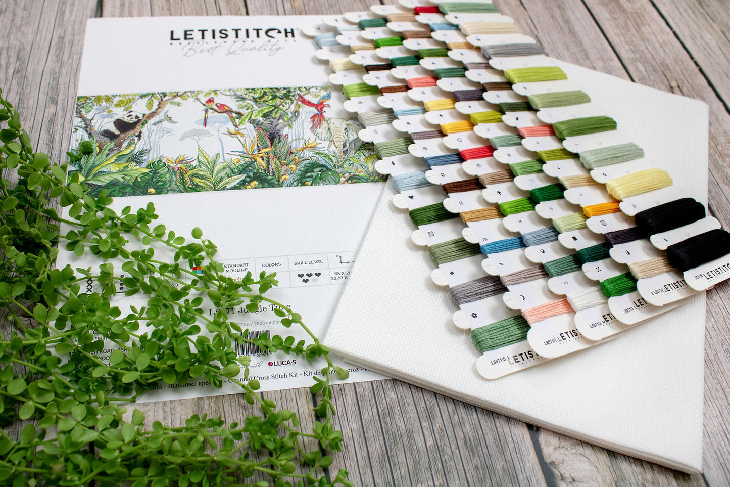 Kit de Punto de Cruz "Tiempo en la Jungla" - LETISTITCH L8071