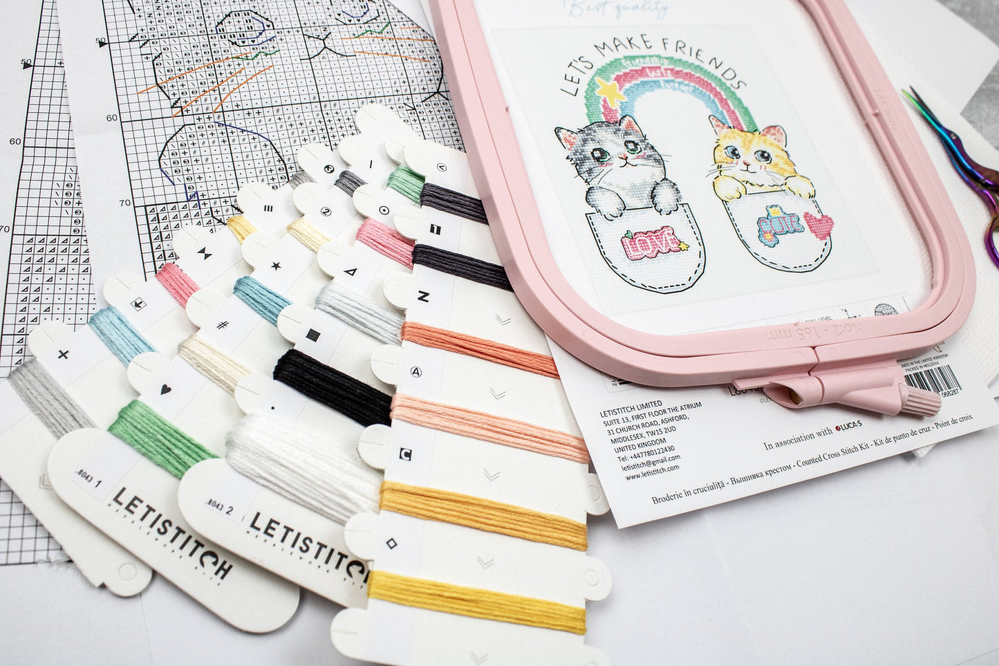 L8043 Let's make friends! - LETISTITCH - Kit de Punto de Cruz