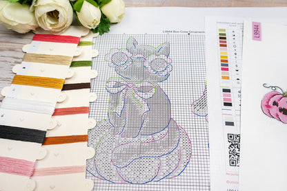 L9944 Boo Crew Ornaments 5 pcs. - Letistitch | Kit de punto de cruz en plástico